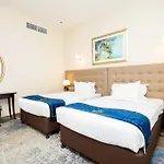 Luxury Stay In Al Nahda, Dubai